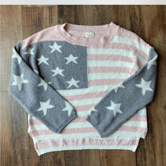 POL Pink and Gray American flag Pattern Sweater SZ M Never worn patriotic trendy - Picture 1 of 8